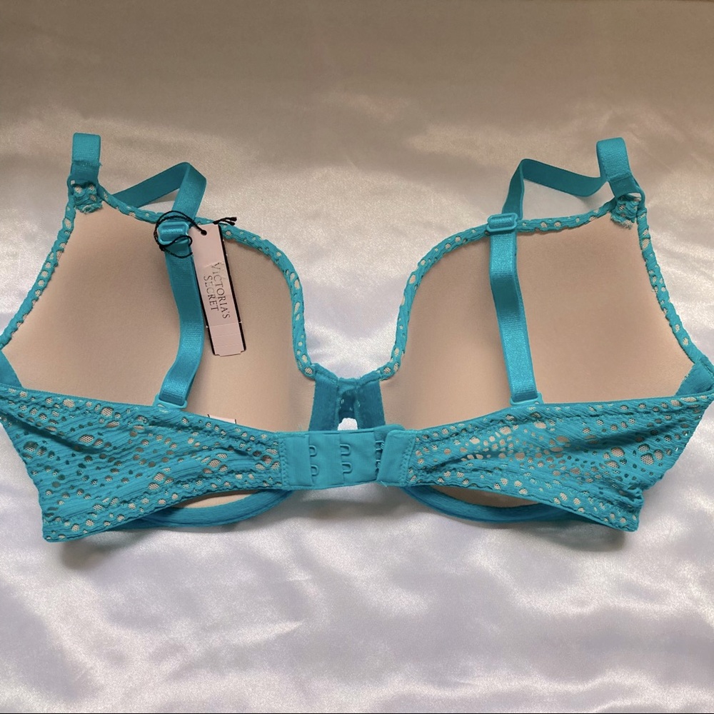 Victoria’s Secret Size 32DD Lined Demi Bra - Picture 2 of 7